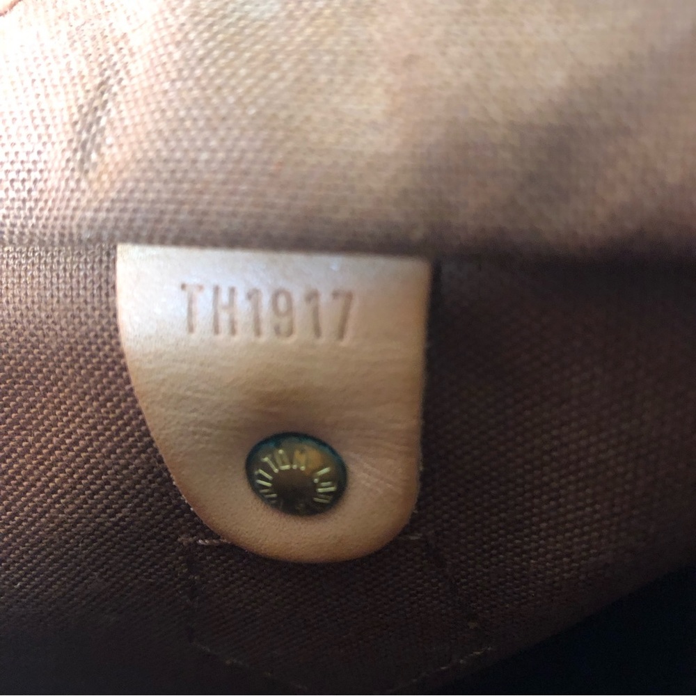 Louis Vuitton Monogram Speedy 25 w/Dust Bag,2Twillys,Lock/Key:Date Code(TH1917) - Picture 5 of 15